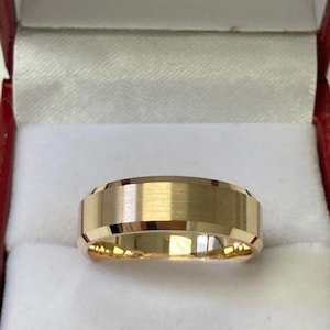 14K Yellow Gold Wedding Band,  6mm 10K 14K 18K Solid Gold Mens Wedding Ring,  Beveled Edge Satin Finish Mens Wedding Band