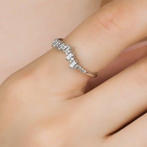 14K Gold Diamond Wedding Band, Baguette  Diamond Ring, Engagement Rings