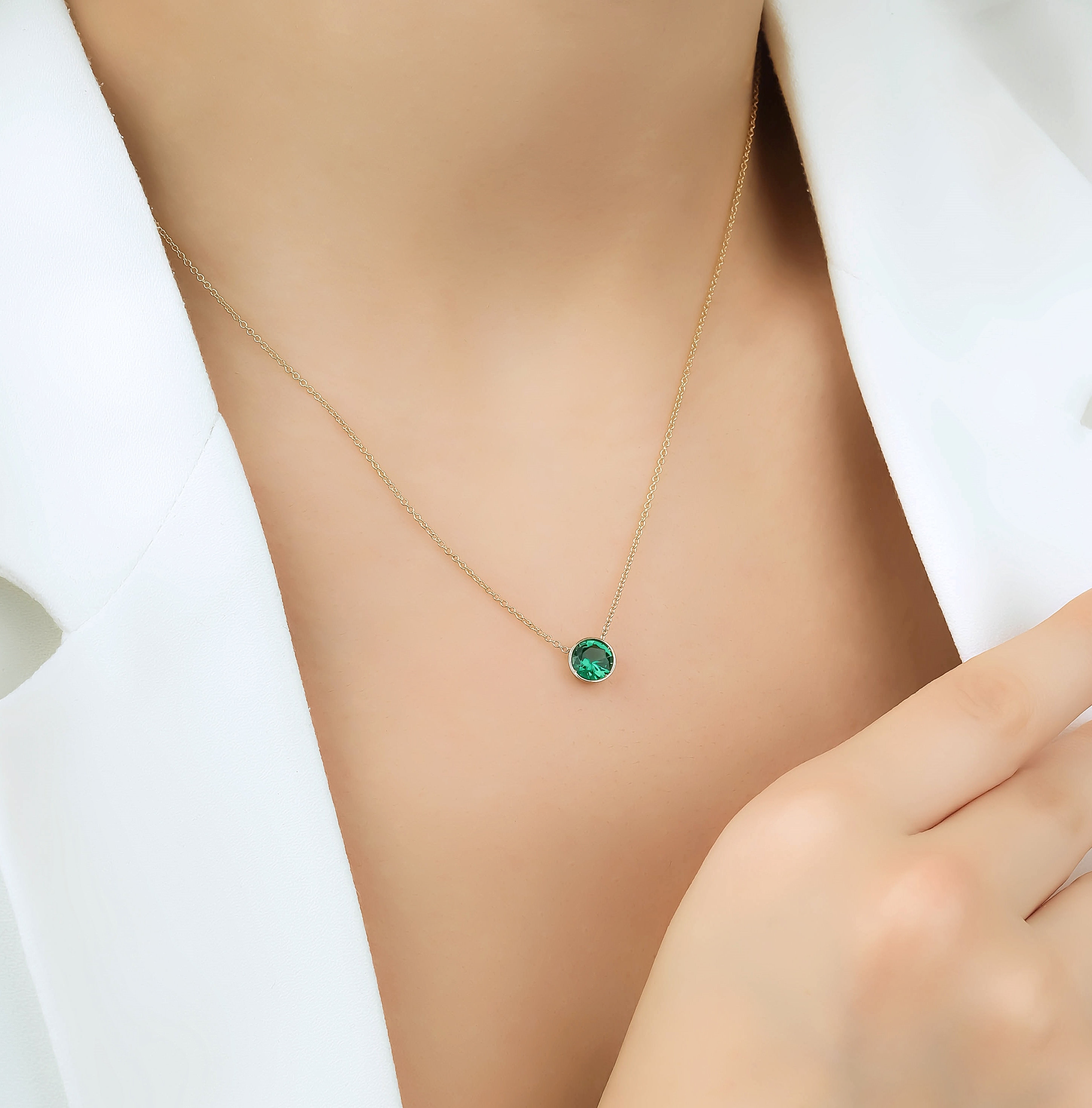 Natural Emerald Pendant, Green Emerald Pendant, May Birthstone Necklac –  Adina Stone Jewelry