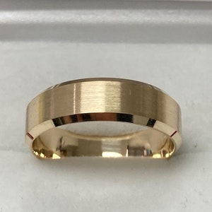 14K Yellow Gold Wedding Band,  6mm 10K 14K 18K Solid Gold Mens Wedding Ring,  Beveled Edge Satin Finish Mens Wedding Band