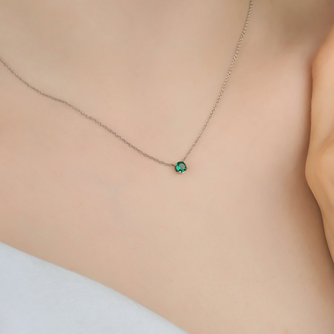 14K Solid White Gold Emerald Necklace 5mm Prong Setting Round - Etsy