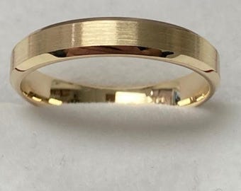 14K Solid Yellow Gold Wedding Band, Satin Finish Beveled Edge Mens and Womens Wedding Ring, 4mm 10K 14K 18K Yellow Gold Mens Wedding Bands