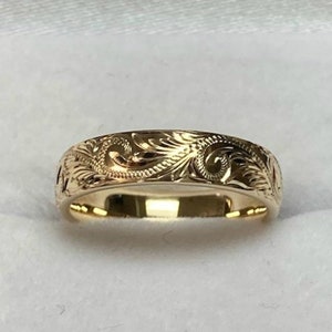 14K Solid Yellow Gold Hand Engraved Wedding Band, Mens Womens Hand Engraved Wedding Ring, His & Hers Wedding Bands