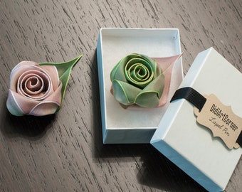 Blush - Green Ombre Rose Flowers Lapel Pin Boutonniere - Mens Lapel Flower Pin  - Rose Wedding Boutonniere - Fabric flower Brooch