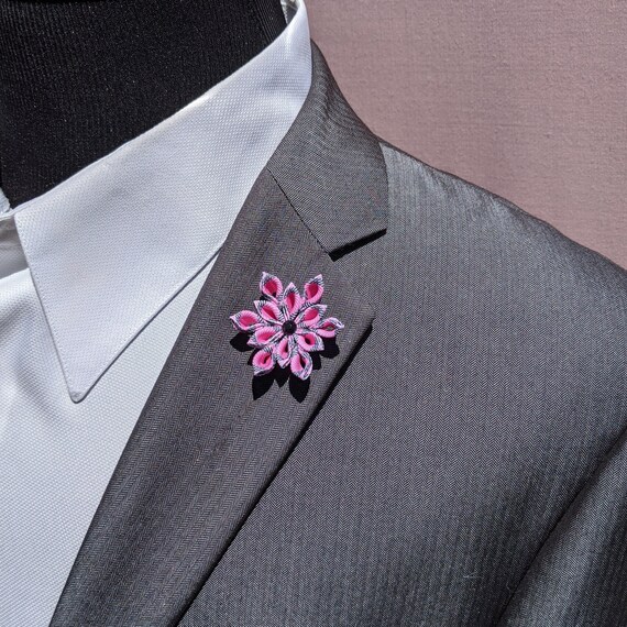 poinsettia lapel pin