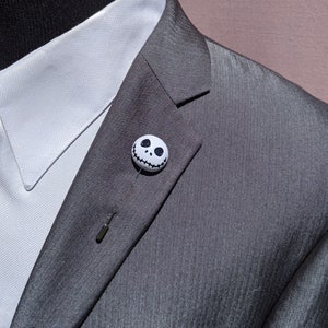 Halloween Ghost Head Lapel Pin: Modern White & Black Accent