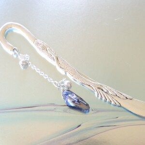 Mermaid Pearl and Shell Bookmark, Sealife Bookmark, Gift Idea, Metal Bookmark, Beaded Bookmark, Charm Bookmark