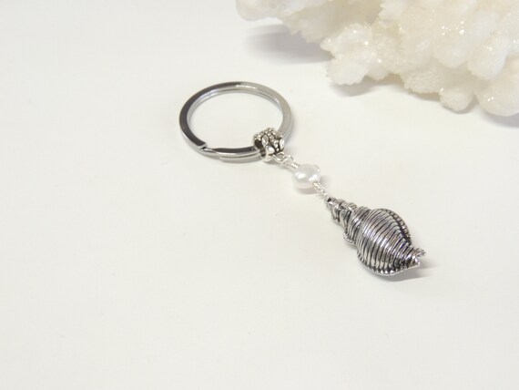 Large Keychain Keychain Lanyard Key Fob Mermaid Gift Large Chunky Keychain Mermaid Anchor Keyring with Freshwater Pearl Key Ring