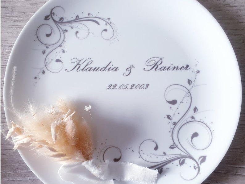 Plate wedding gift, guest gifts, personal gift, with desired text, plate with name, wedding decoration, table decoration image 3