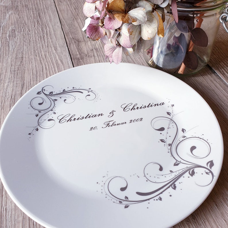 Plate wedding gift, guest gifts, personal gift, with desired text, plate with name, wedding decoration, table decoration image 1