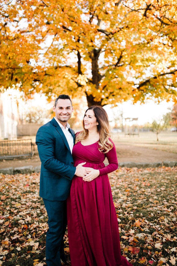 Long sleeve hot sale maternity photoshoot dress