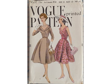 ORIGINAL Vogue Sewing Pattern #9537 - 1958 Misses Wrap Dress with Optional Collar and Sleeve options - Size 12 (Bust 28) - F/F - RARE