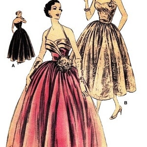 1950s Ladies Formal Dress or Gown Reproduction 1951 Sewing Pattern F7413 32 Inch Bust image 9