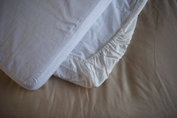 bamboo cot mattress protector