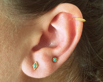 Dainty Turquoise stud earrings, turquoise studs, turquoise earrings, tiny earrings, minimalist earrigs
