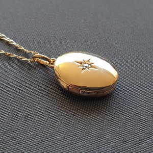 Dainty Oval locket necklace, 18 karat gold plated necklace, Oval locket necklace, Gold plated 750 necklace, gold filled locket neckalce