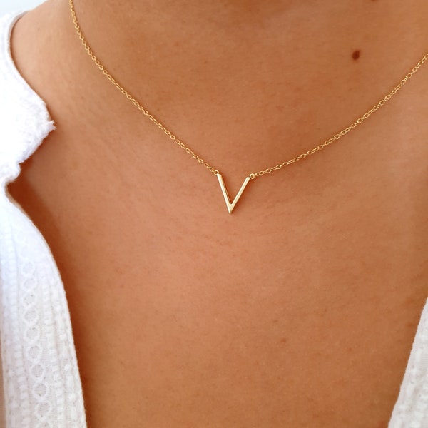 Collier Dainty V, collier en or, collier en argent, collier minimaliste, collier en V, collier triangle, collier à superposition