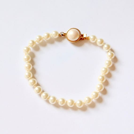 Vintage Carolee Faux Pearl Bracelet - Gold Tone - image 5