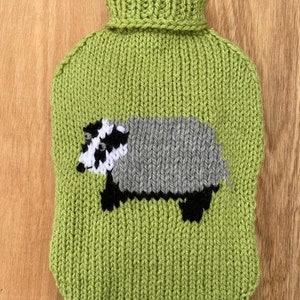 Badger Hot Water Bottle Cover, Knitting Pattern