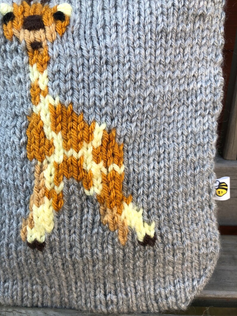 Giraffe Hot Water Bottle Cover, knitting pattern. image 6