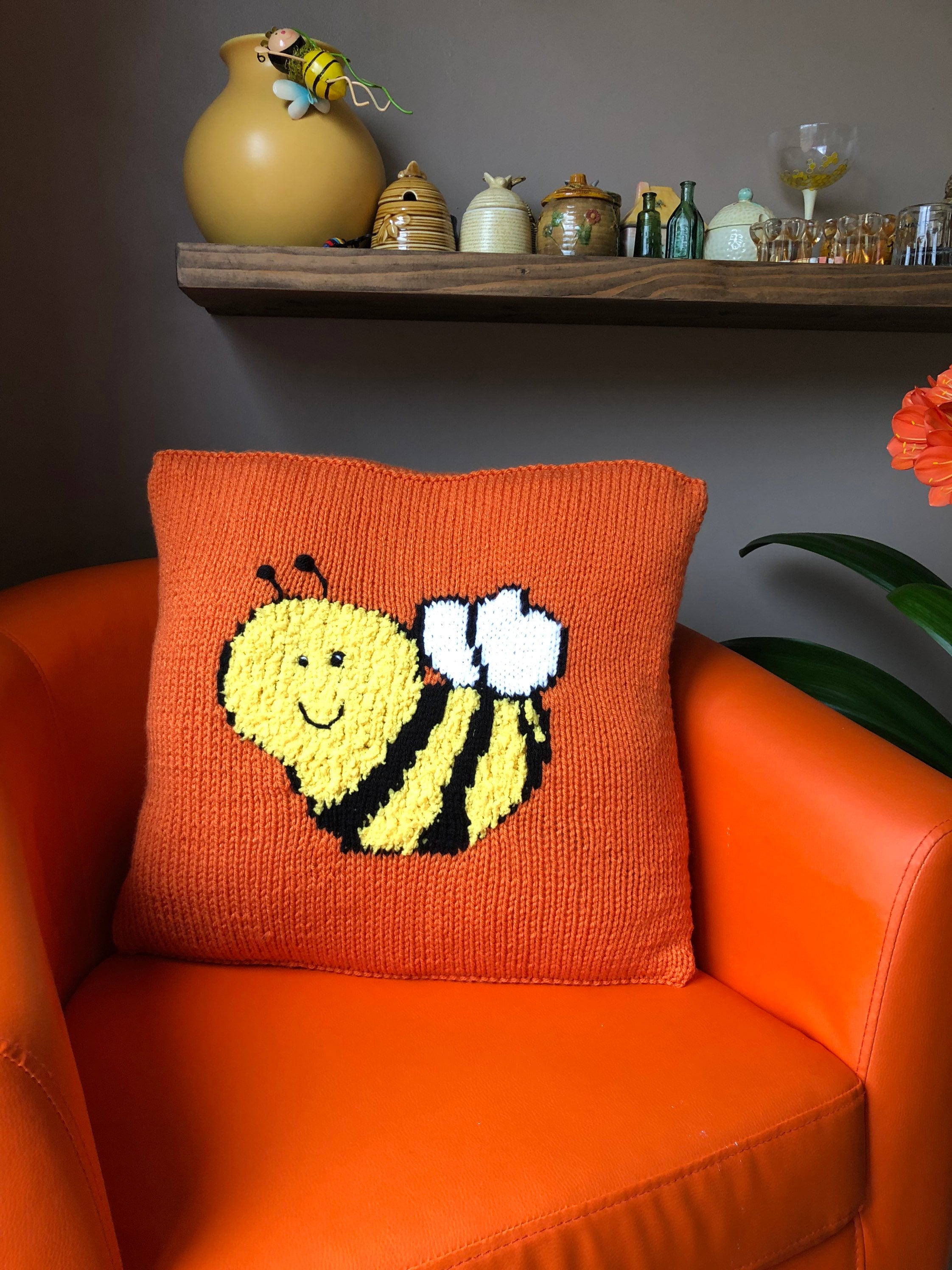 Bee Cushion Cover, Knitting Pattern - Etsy