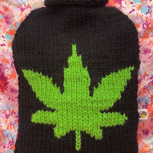 Hemp Leaf Hot Water Bottle Cover, Knitting Pattern, for a 2 litre hot water bottle, chunky/bulky weight yarn.