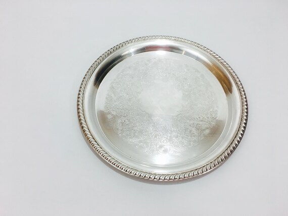 Large Vintage Silverplated Tray Round Silver Serving Dish Bar Orderve Wm Rogers 171