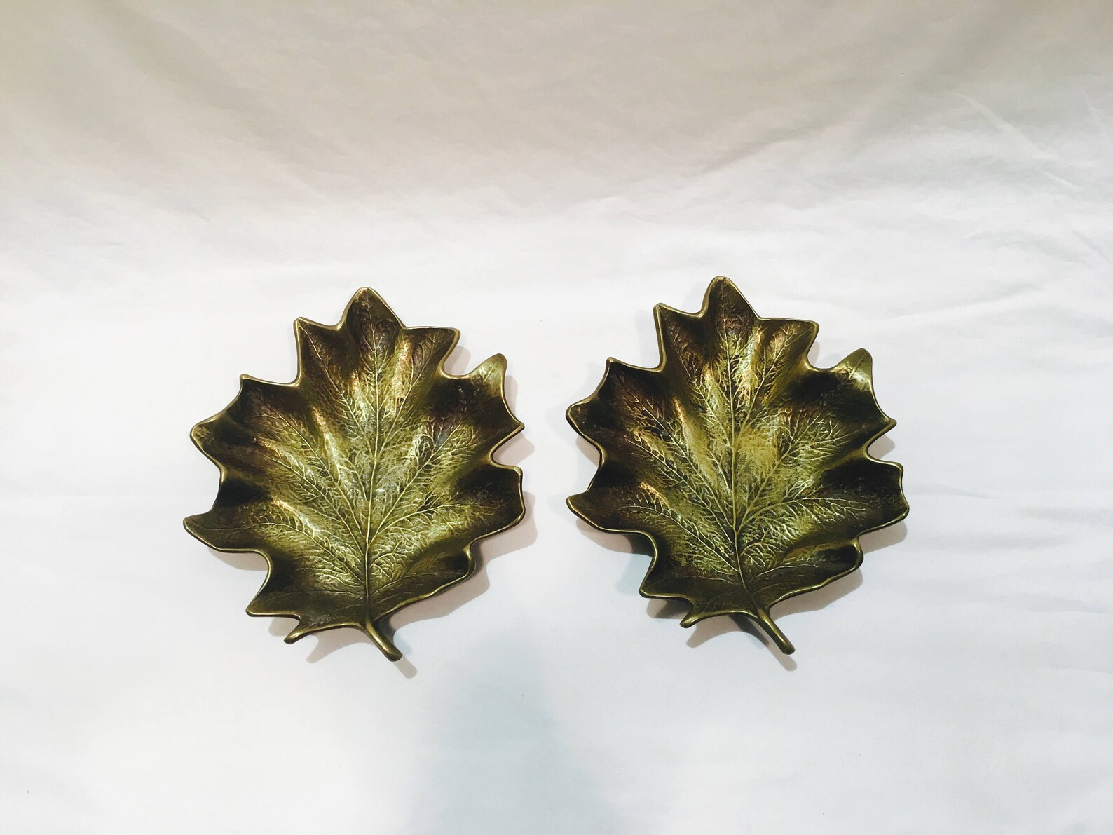 2 Large Brass Leaves Brass Leaf Tray Solid Brass Maple Leaf Etsy