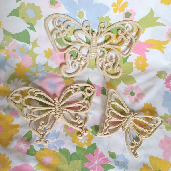 3 Off White Homco Butterflies, 1970's Wall Hangings, Syroco, Plastic Wood Look, Vintage Home Decor, Boho Chic