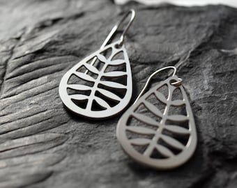 Silver Leafy Dangle Earrings, Nature Inspired Jewelry