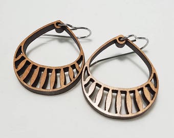 Basket Earrings in wood, cherry wood jewelry, wood jewelry, dangle earrings, drop earrings, bamboo earrings, alternative jewelry