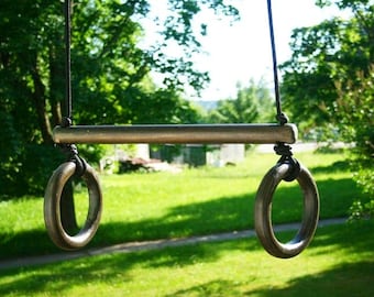 Gymnastic rings with trapeze bar for kids