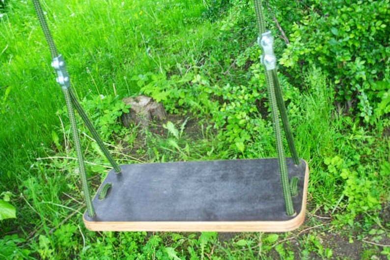 Plywood swing. rope swing image 3