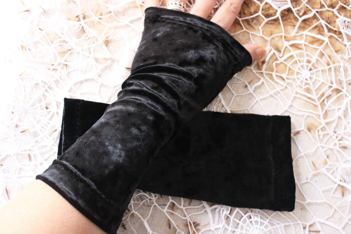 Black Velvet Fingerless Gloves Black Velvet Night Gloves Etsy