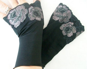 Black lace gloves, Black gloves, Black Embroidered Gloves, Black Gothic bracelet, Retro gloves, Women's accessories, Black Arm Warmers