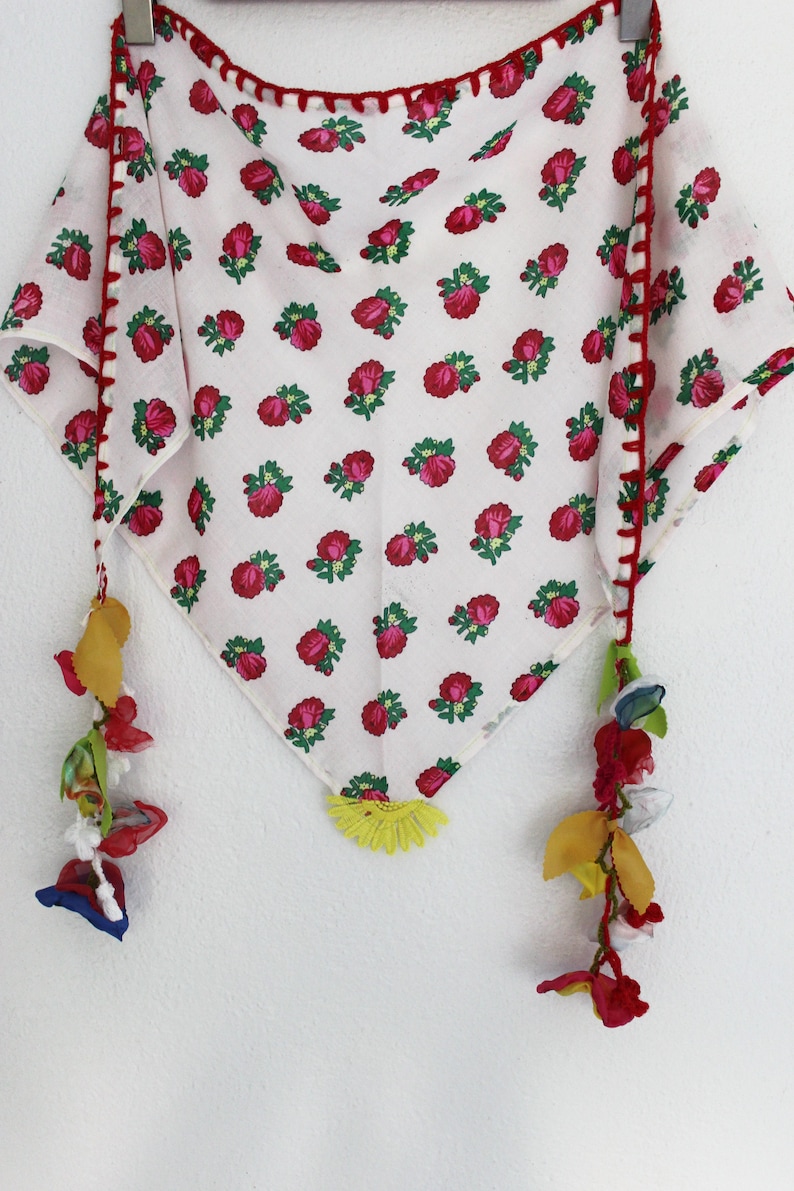 shawl white colour