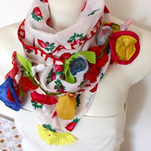 Ethnic white shawl, White cotton shawl, triangular white shawl, Turkish scarfs, fringed flowers, ethnic accessories, Woman Christmas gift