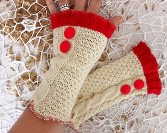 Beige gebreide handschoenen ivoor arm warmers, handgemaakte Vingerloze handschoenen, vrouw arm warmers, knoopte handschoenen, unieke handschoenen, vrouwen kerstcadeau