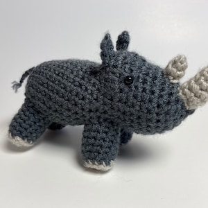 RHINO Crochet Peluche Animal Amigurumi Jungle Plushie Rhinoceros