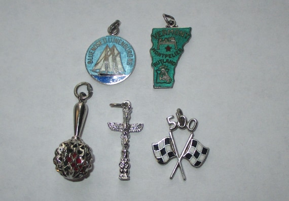 Lot 5 vintage sterling silver charms enamel Indy … - image 1