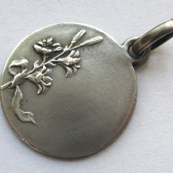 vintage antique French silver Easter Lily flower charm medal pendant 7/8 inch tall - please check all 10 photos