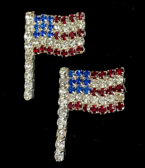 Vintage Set of Rhinestone US Flag Pins - image 5