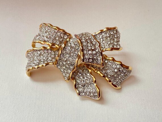 1990’s Kenneth J. Lane Bow Brooch - image 1