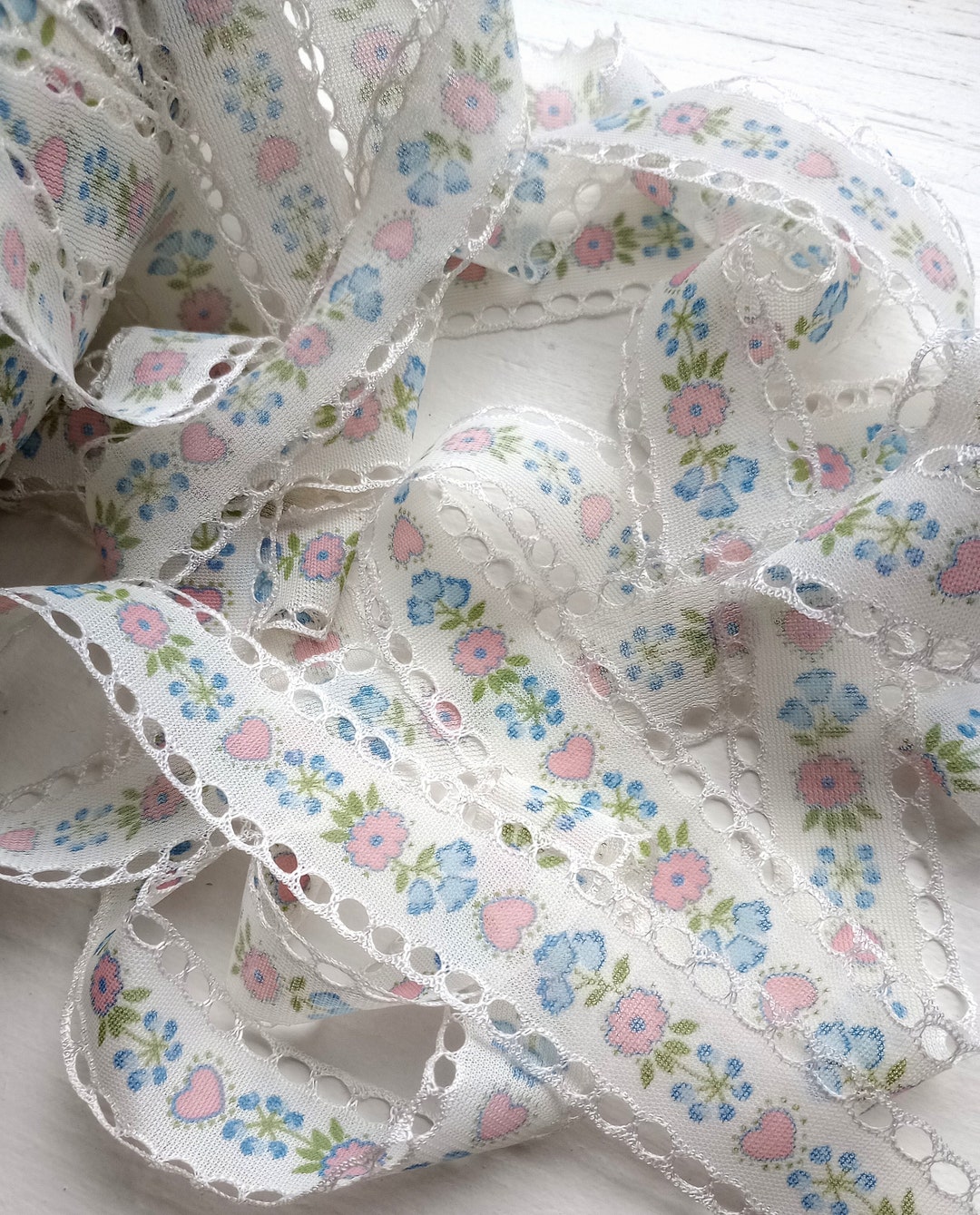 Rustic Lace Ribbon 2 Yds. Vintage Floral Lace Ribbon. - Etsy