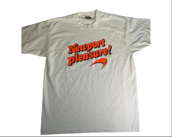 Vintage 1990s Newport Pleasure Cigarettes T Shirt… - image 1