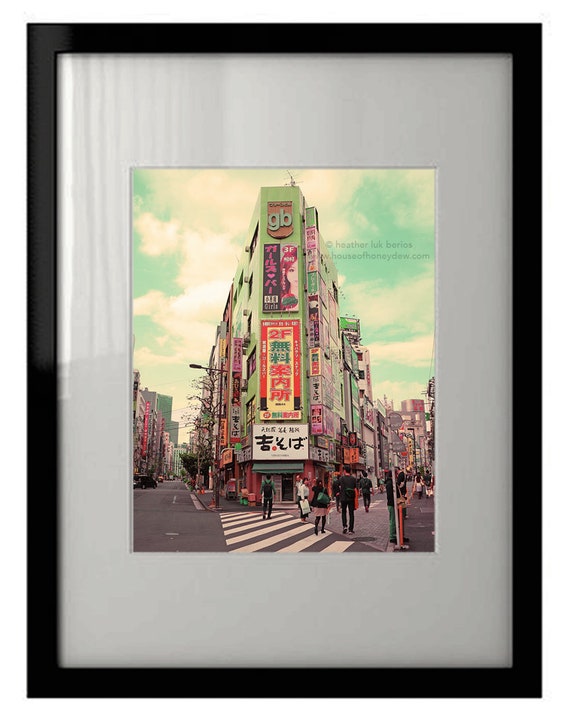 Tokyo Photography - Akihabara Corner Triangle Intersection
