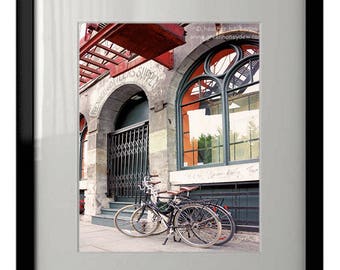 Fotografía histórica del viejo Montreal - Impresión de arte francés, puerto antiguo, rue de la comuna est, suministro de embotelladores Renaud, historia, signo antiguo, bicicletas