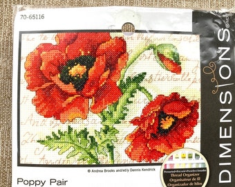 Dimensions cross stitch kit Poppy Pair floral picture dated 2011, unopened 7 inch x 5 inch flower picture on 14 count aida