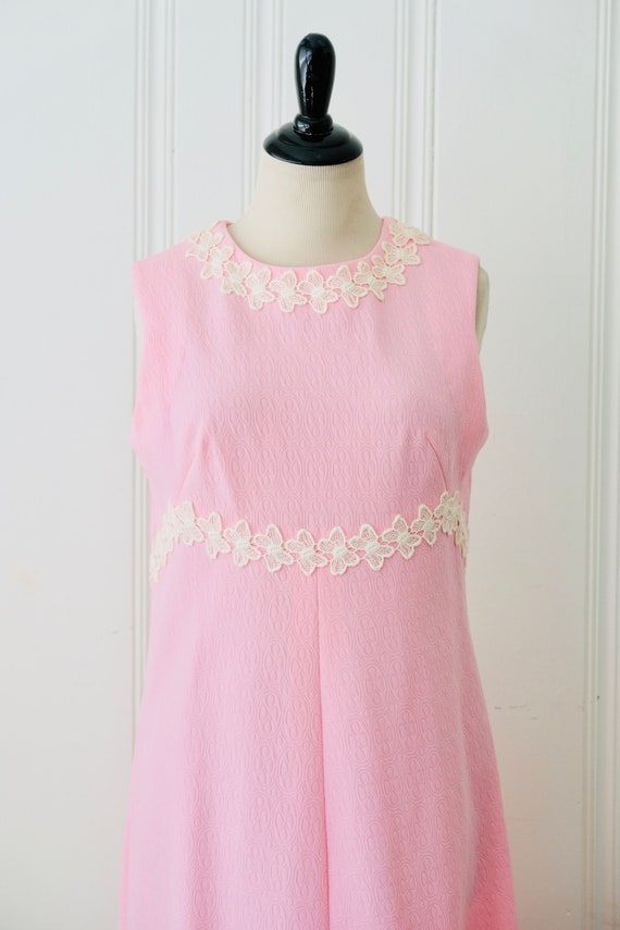 60s Vintage Handmade Long Pink Quilted Brocade Dr… - image 5