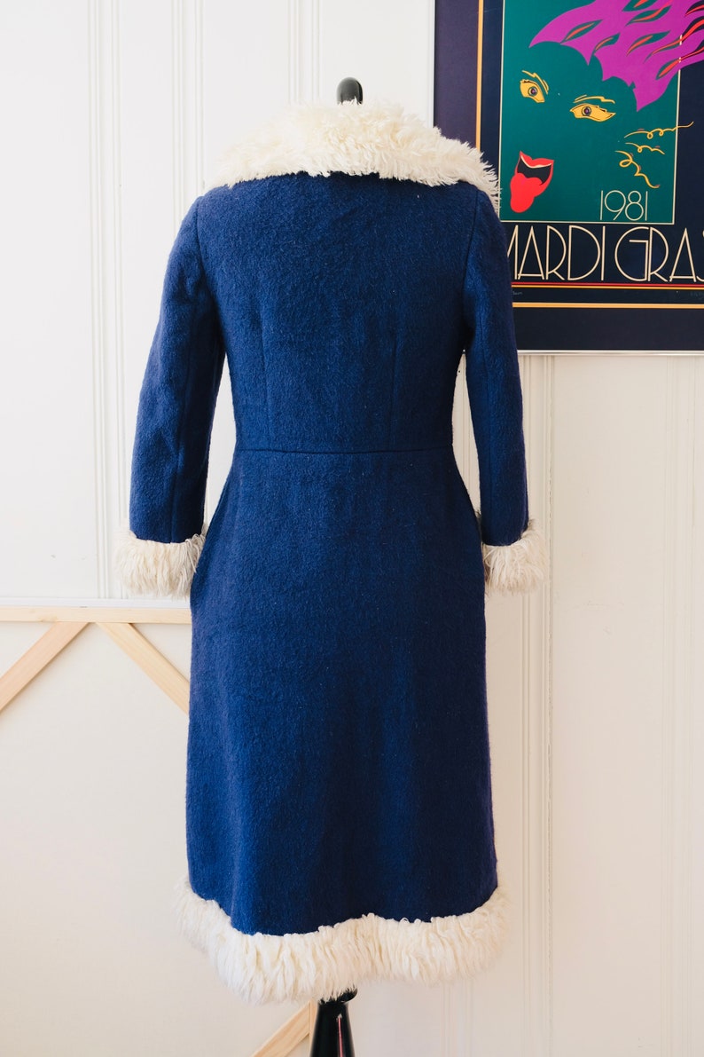 60s 70s Rare 1972 Olympic Team Navy Blue Embroidered Wool Coat w Fur Trim Paisley Print Lining Size 4-6